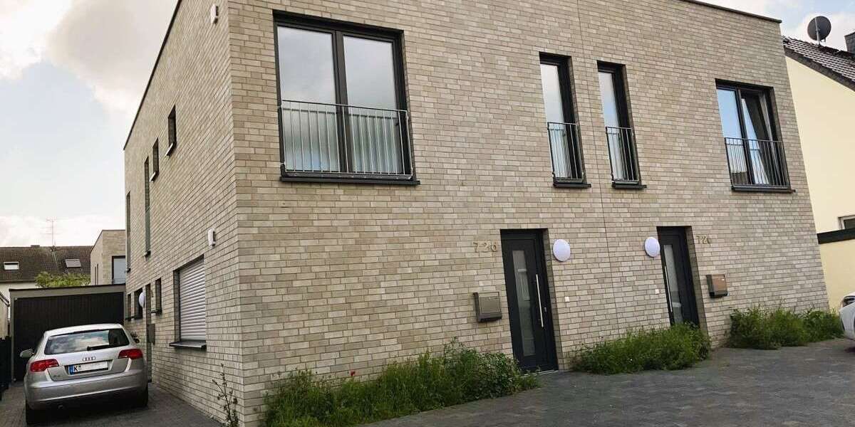Etagenwohnung Köln / Wahn Wahn - 4 Zimmer, 106 m&sup2;, 1.614&euro; | Angebot:27441686