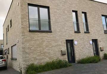 Wohnung Köln / Wahn Wahn - 4 Zimmer, 106 m&sup2;, 1.614&euro; | Angebot:27441686