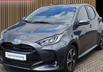 Toyota Yaris 1.100 km 24.690 &euro; Leverkusen 51381