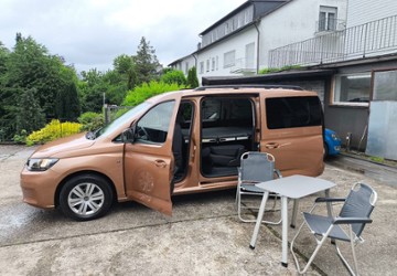VW Caddy Maxi 17.700 km 31.950 &euro; Solingen 42657