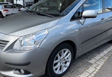 Toyota Verso 137.170 km 7.950 &euro; Troisdorf (bei Köln) 53842