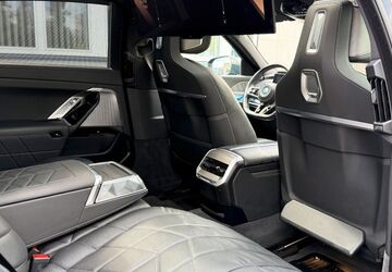 BMW i7 123.866 km 67.950 &euro; Köln 50739