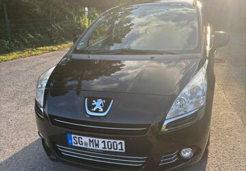 Peugeot 5008 229.900 km 4.890 &euro; Solingen 42659