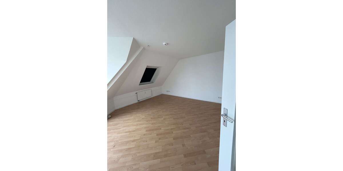 Etagenwohnung Hürth Hermülheim - 1 Zimmer, 25 m&sup2;, 265&euro; | Angebot:27449762