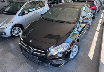 Mercedes-Benz A 180 47.200 km 14.999 &euro; Bergisch-Gladbach 51469